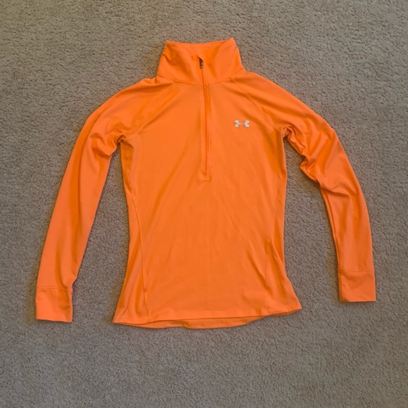 SOLD Under Armour Shirt - Picture 2 of 6